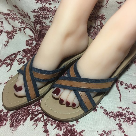 Montego Bay Club Leather Collection Sandals - Picture 1 of 6